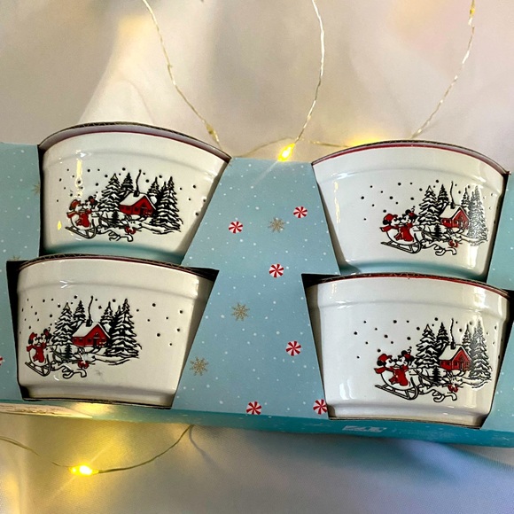 Disney Other - Disney Mickey & Minnie Christmas Set 🎄❄️🤍